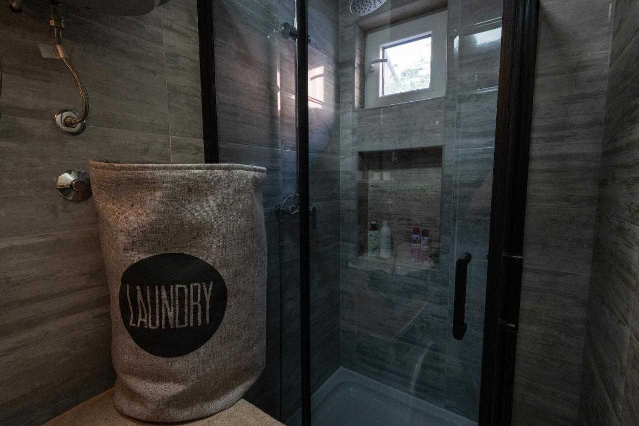 Hedonist Apartment シベニク エクステリア 写真